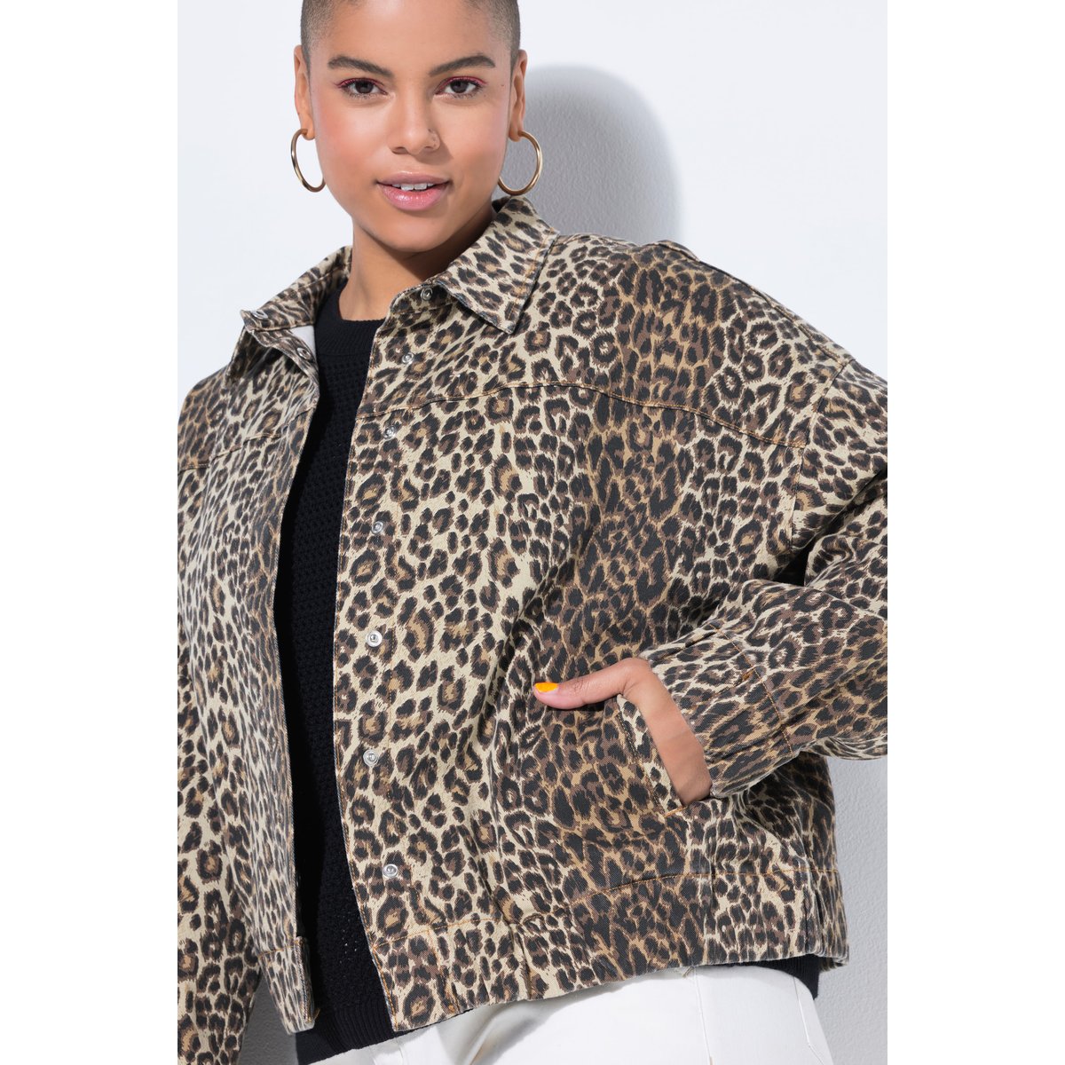 Blouson motif léopard, coupe oversize champagne clair, STUDIO UNTOLD