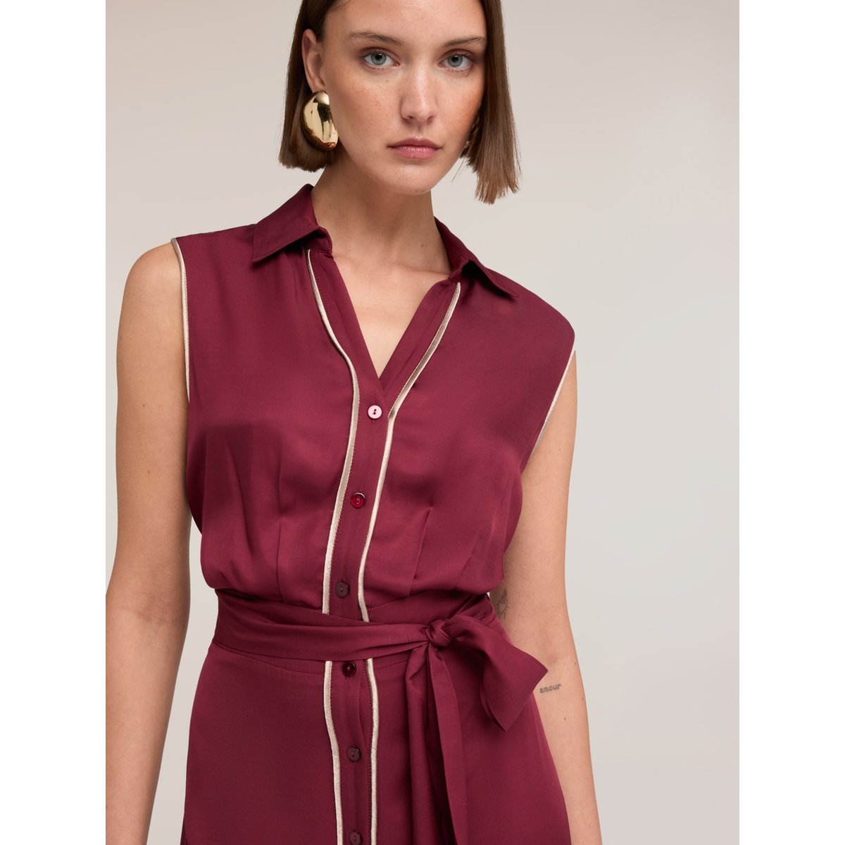 Robe chemisier avec ceinture burgundy, MOTIVI