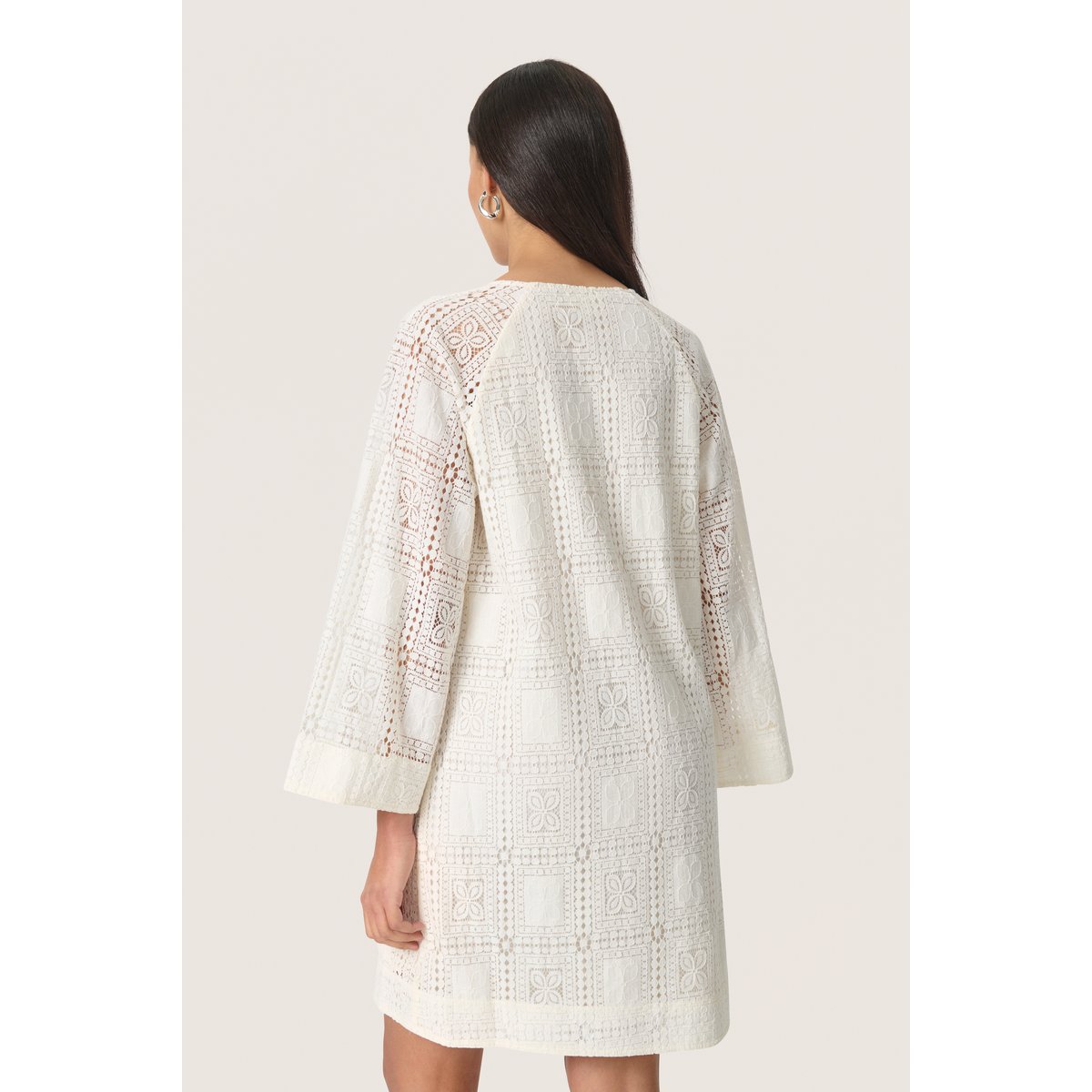 Robe blanc whisper white, SOAKED IN LUXURY