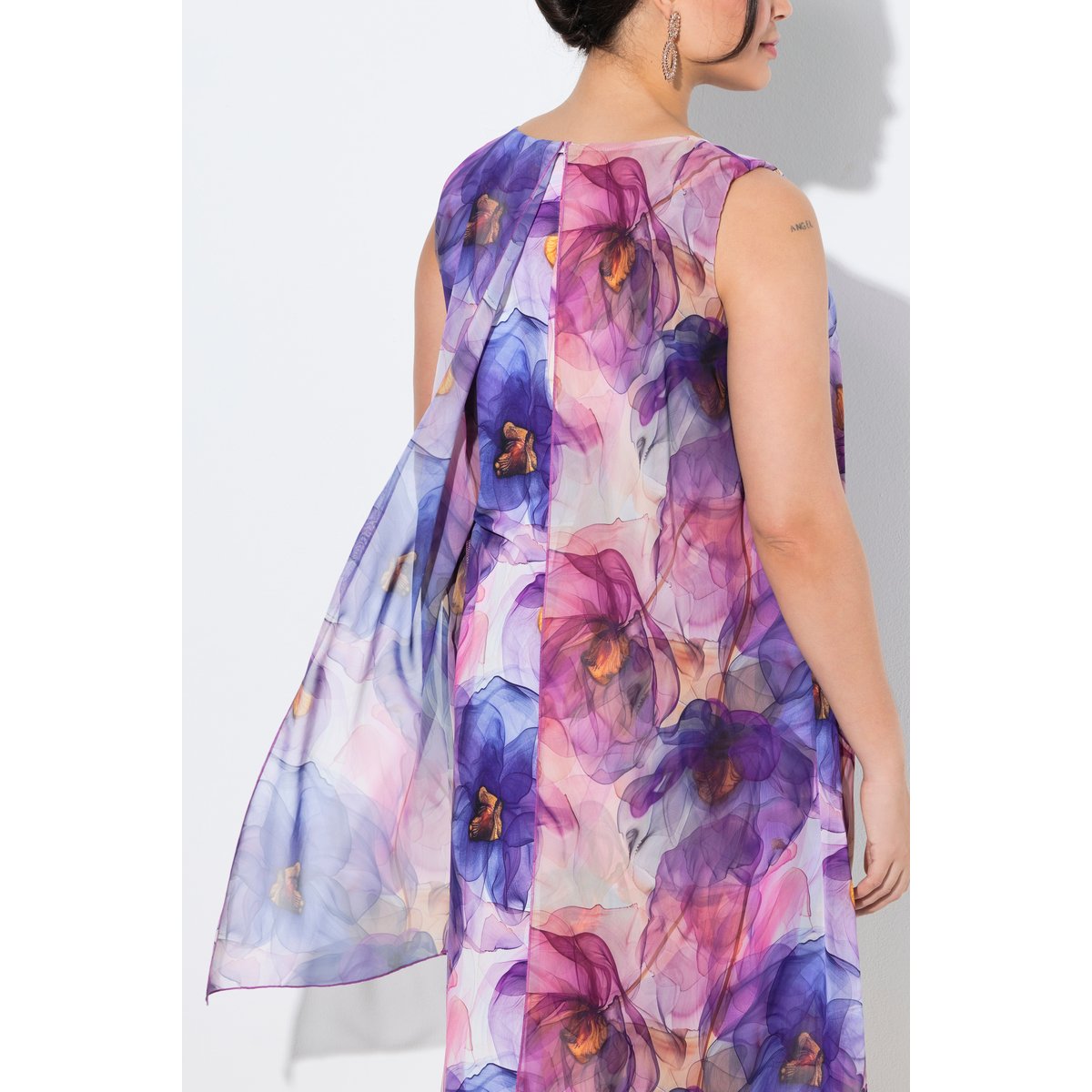 Robe en mousseline sans manches noir, ULLA POPKEN