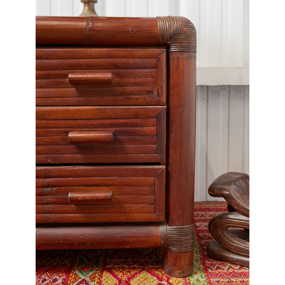Commode en bambou Olga N°694 - Bon état bois foncé, DEBONGOUT