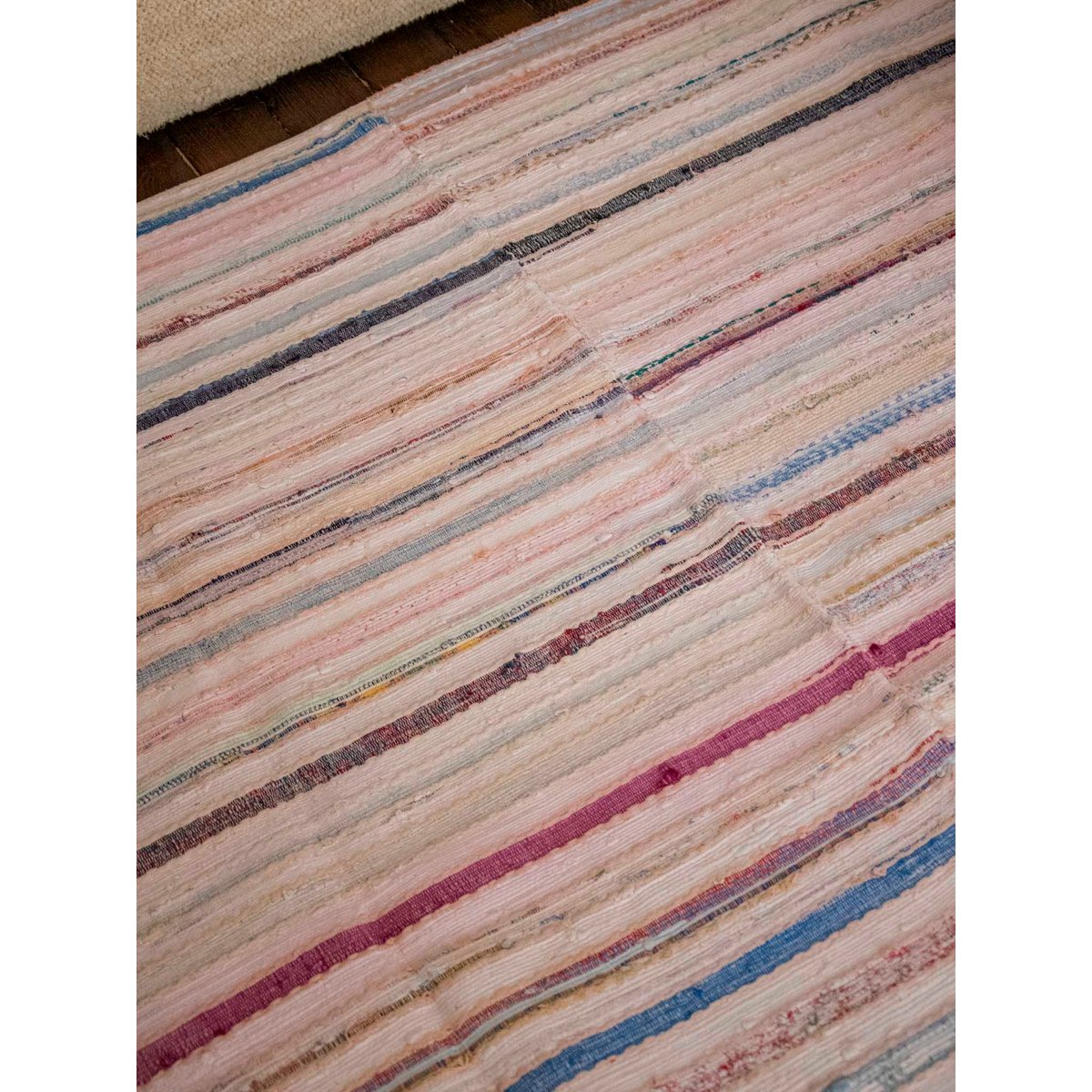 Tapis à petites rayures colorées Olivier N°127 - Bon état multicolore, DEBONGOUT