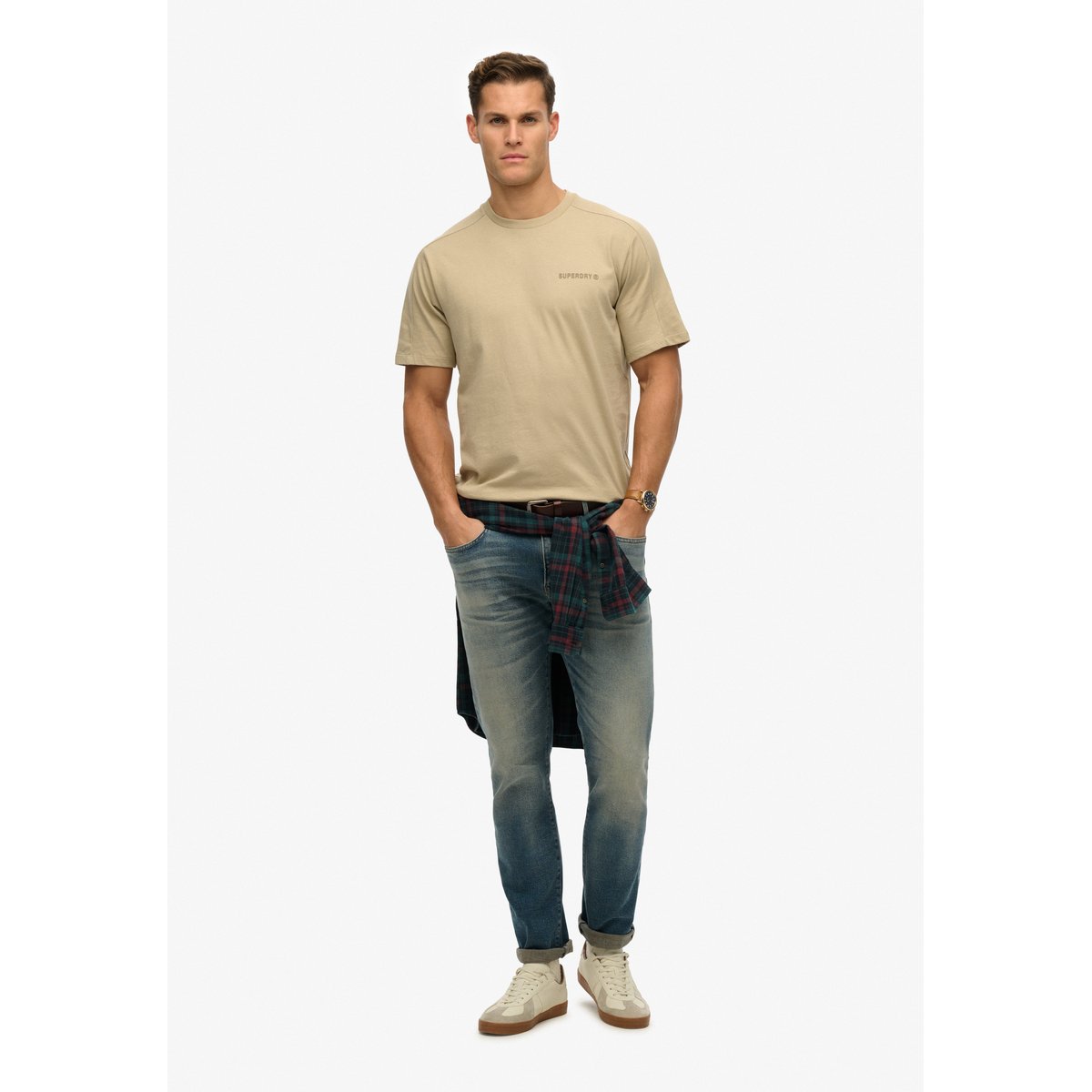 T-shirt décontracté Tech marron taupe délavé, SUPERDRY