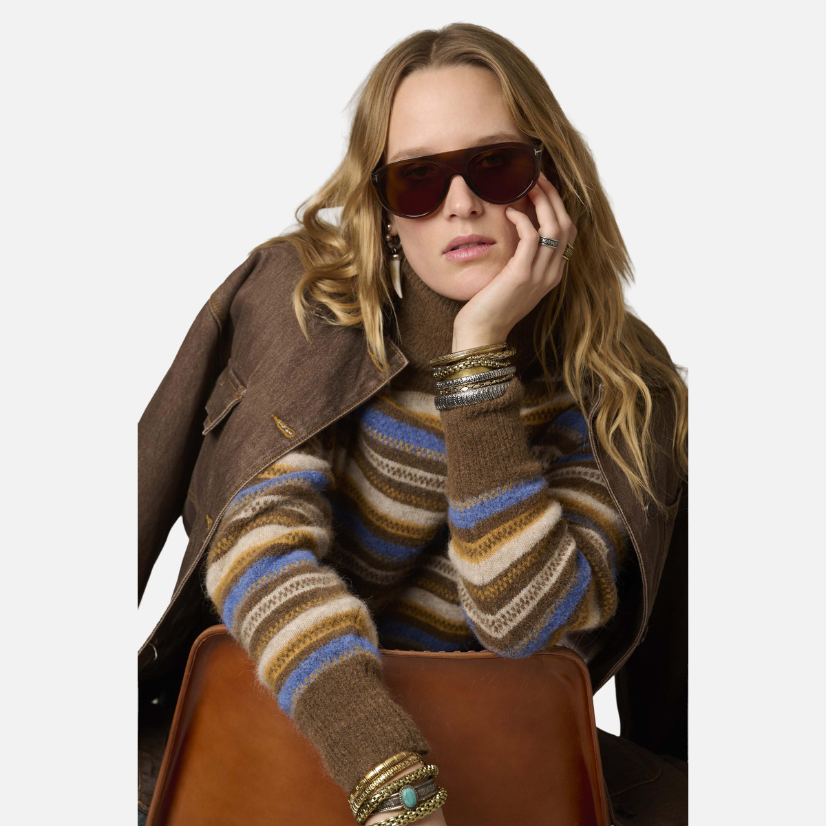 Pull KARELIA nuts, MKT STUDIO