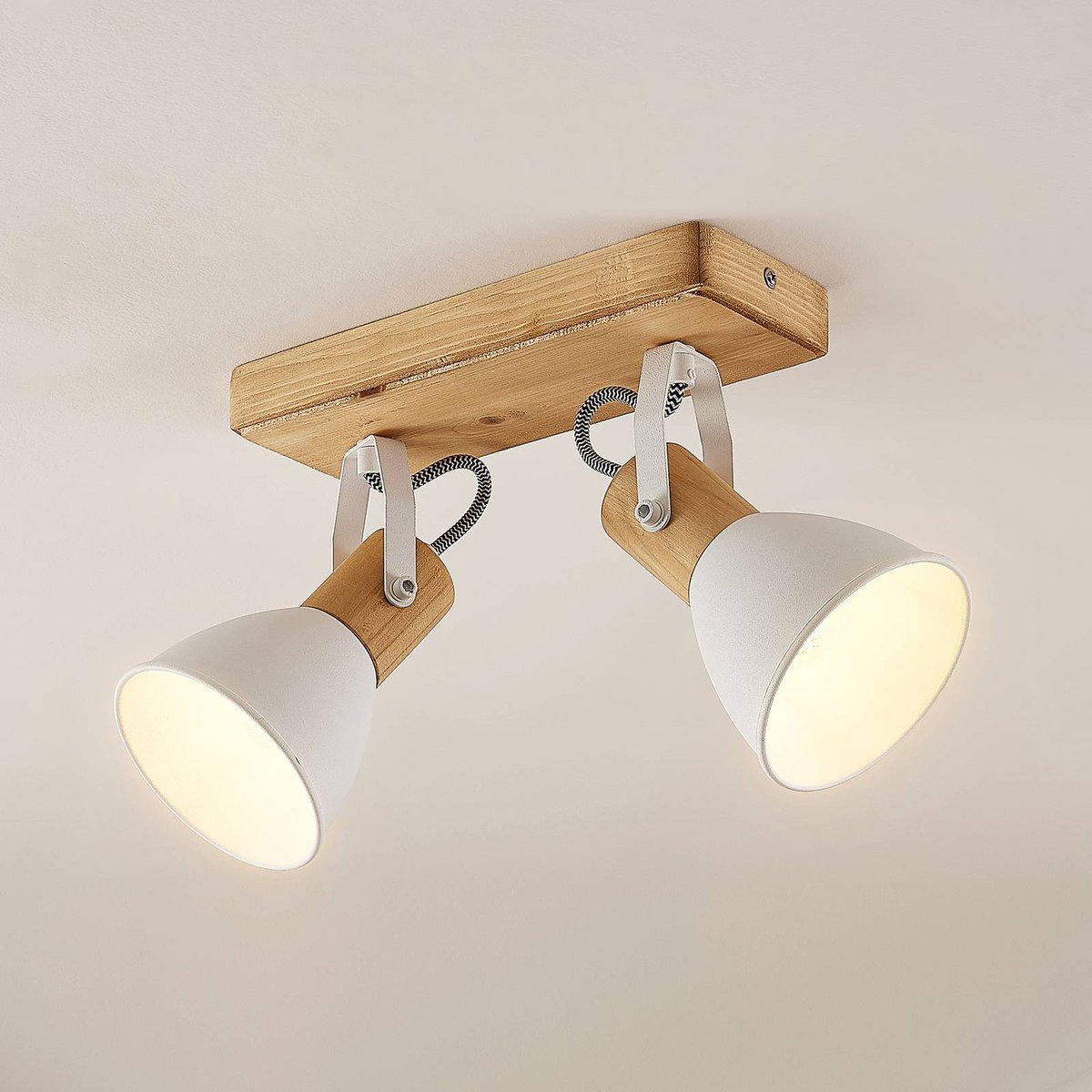 Spot en bois scandinave, Merela bois clair, blanc, LINDBY