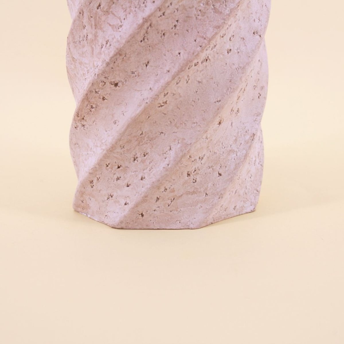 Vase twist imitation travertin, H15cm beige, ORNAMI