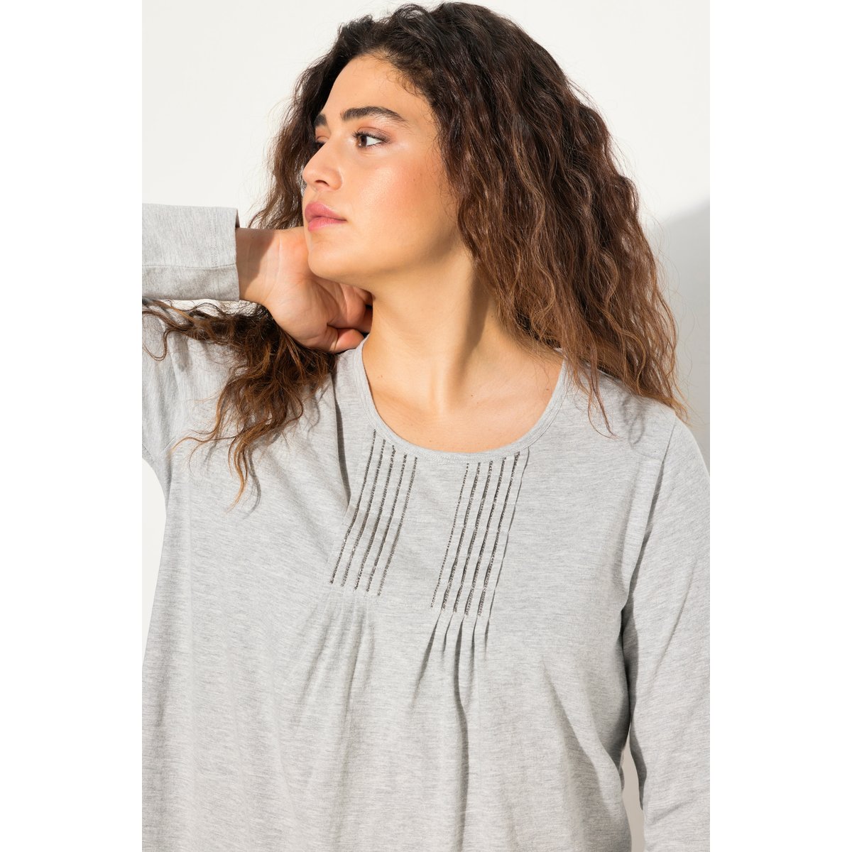 T-shirt à col rond et manches longues. Coupe gris clair chiné, ULLA POPKEN