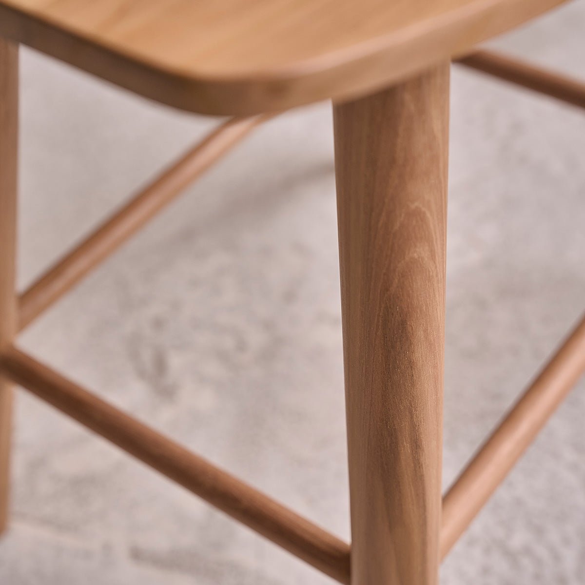 Lot de 2 tabourets en teck massif  AMBRE naturel, BERAH GETAH
