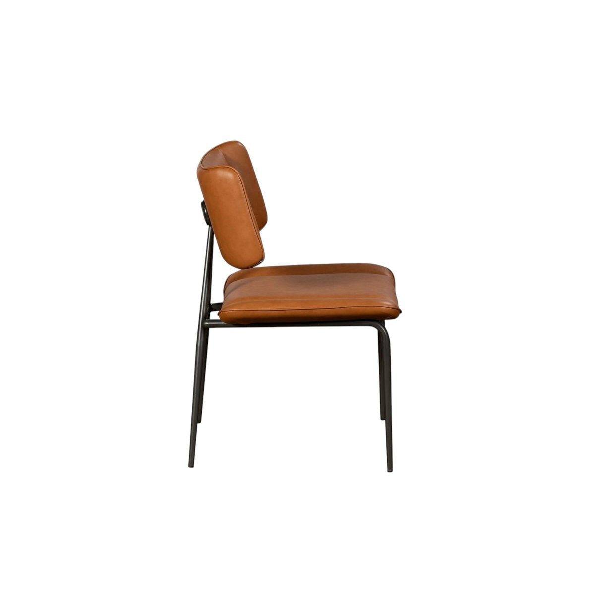 Chaise de salle à manger moderne (lot de 2) OKA camel, PIER IMPORT