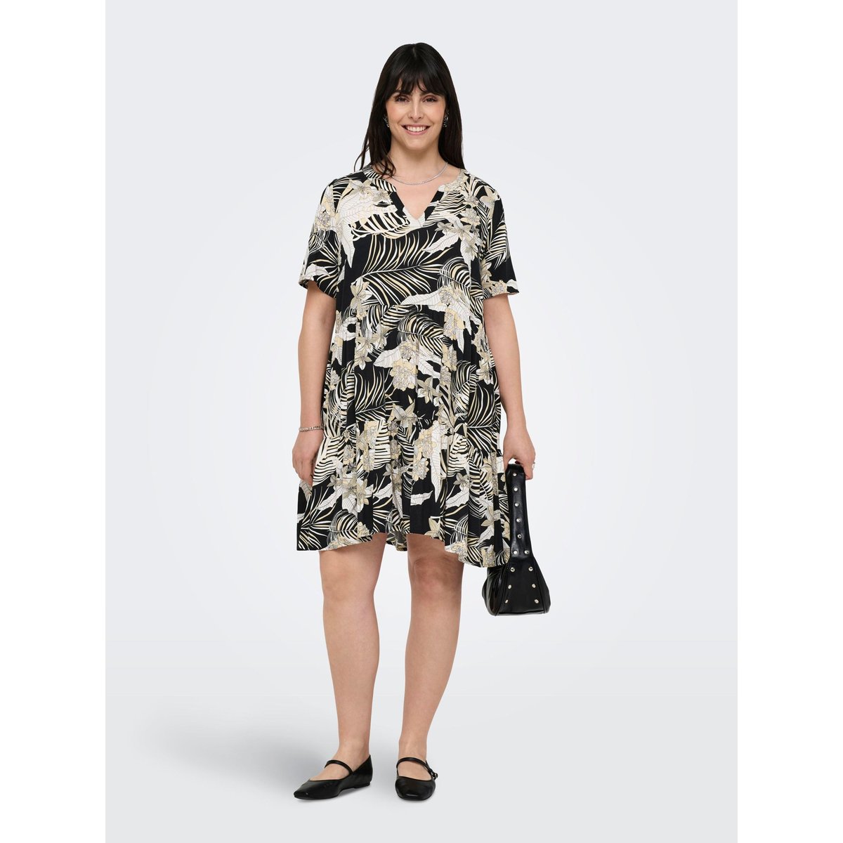 Robe black 1, ONLY CARMAKOMA