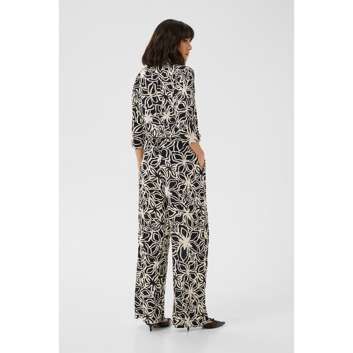 Jumpsuit noir/beige flower, KAFFE