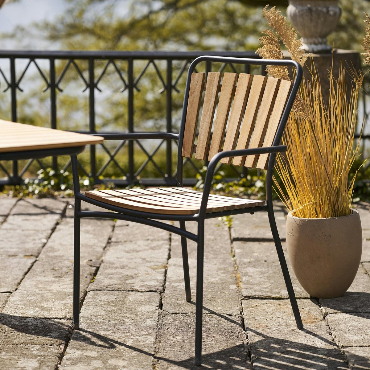 Chaise intérieur / extérieur en teck (lot de 2) LAKEWOOD bois naturel, PIER IMPORT