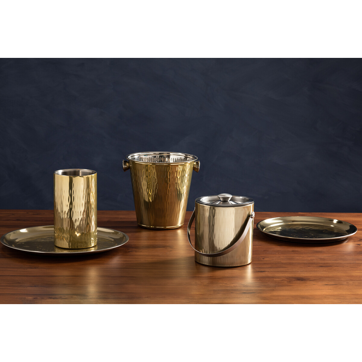 Large Metallic Serving Tray gold-coloured, SO'HOME