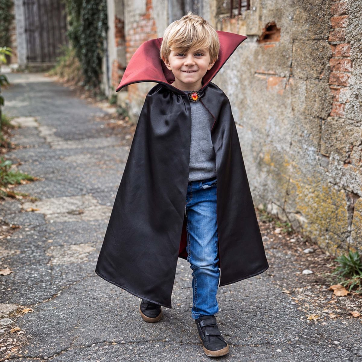 Déguisement enfant cape de vampire Royal noir, GREAT PRETENDERS