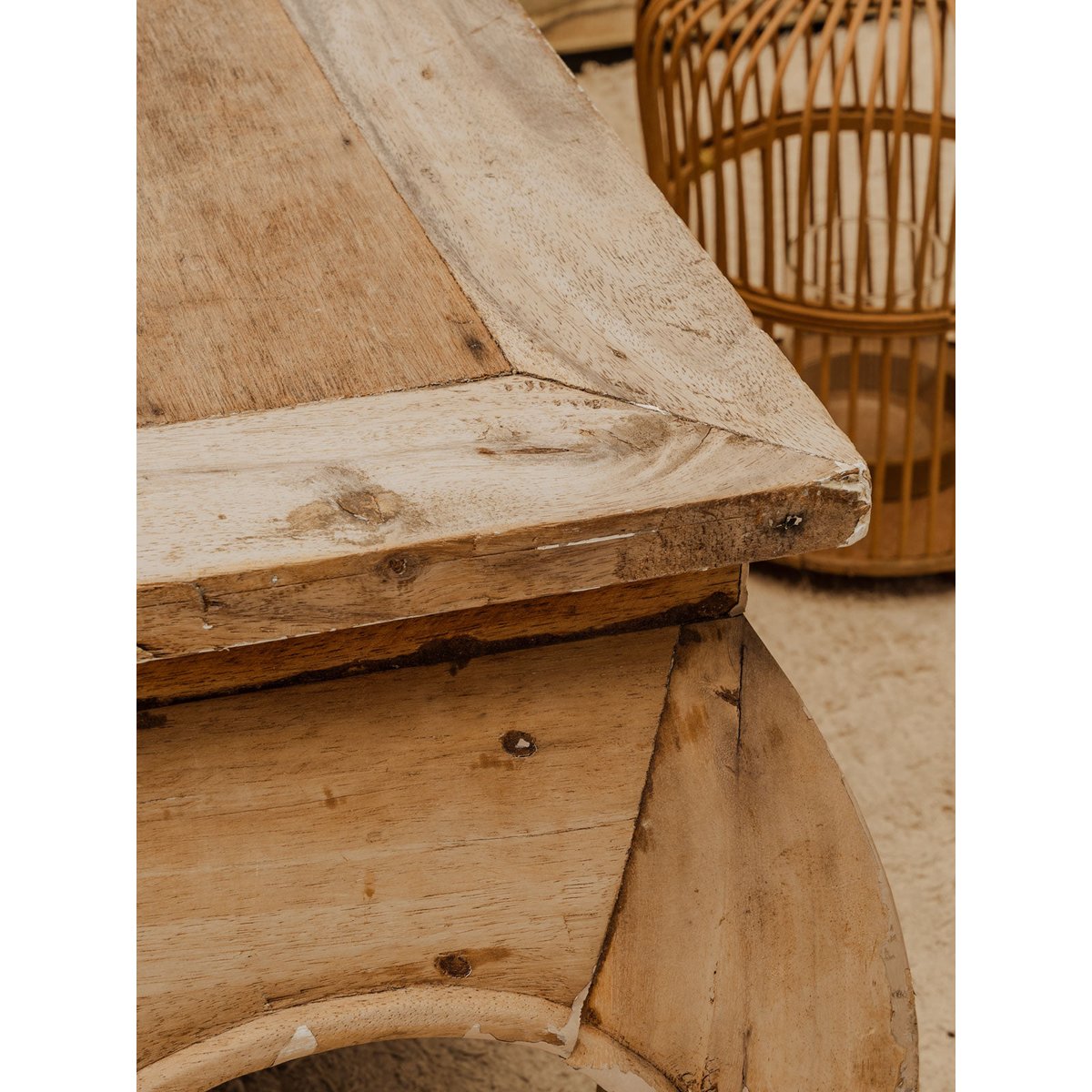 Table basse en bois Léonie N°1129 - Bon état bois clair, DEBONGOUT