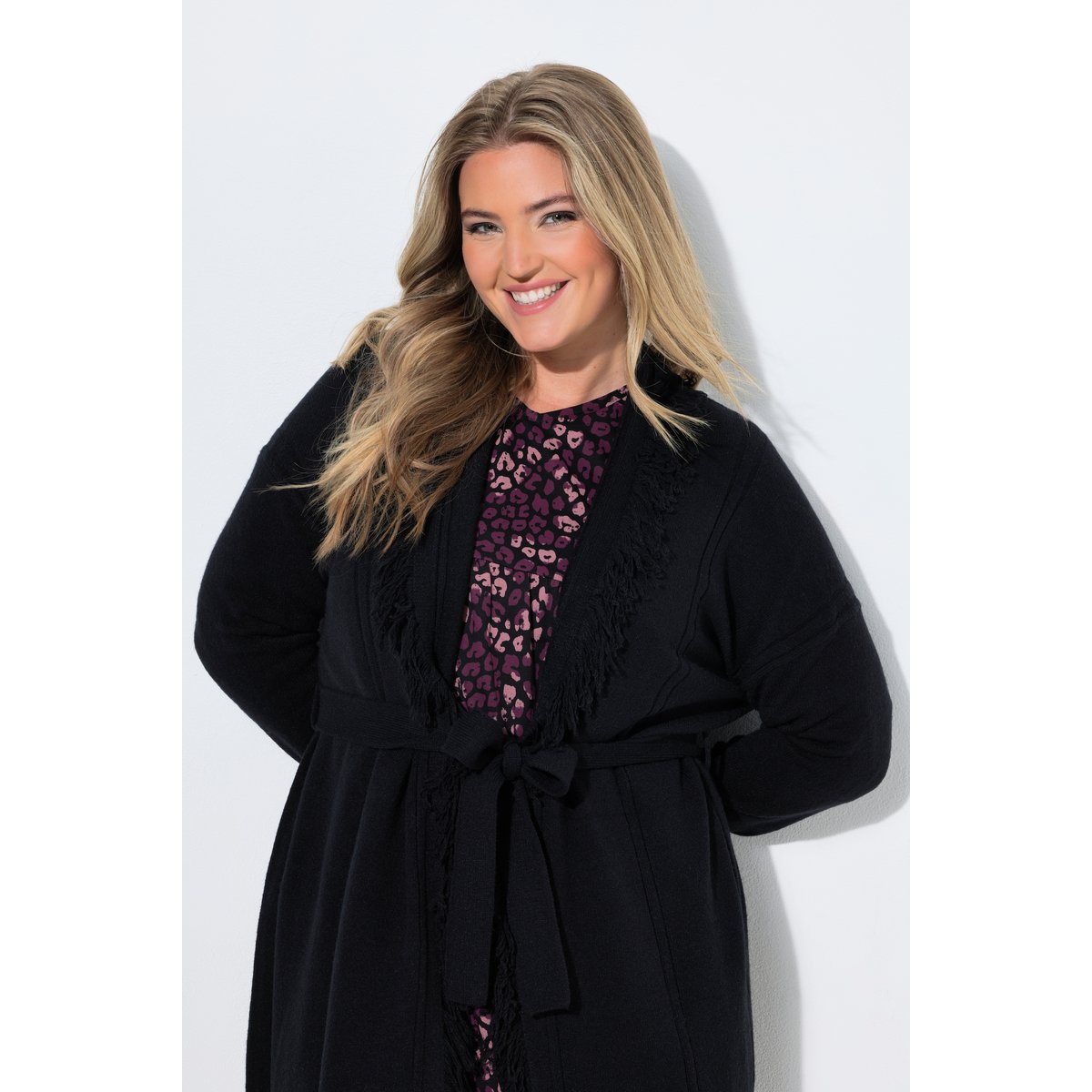 Cardigan long avec franges, coupe oversize noir, ULLA POPKEN