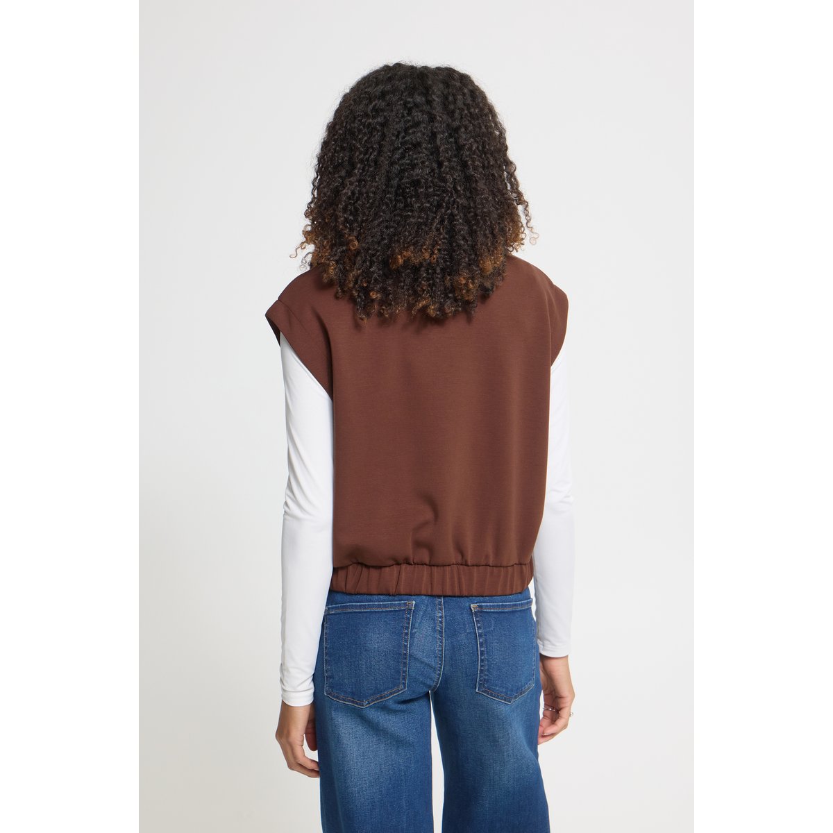 Manteau brown w. beige embroidry, ICHI