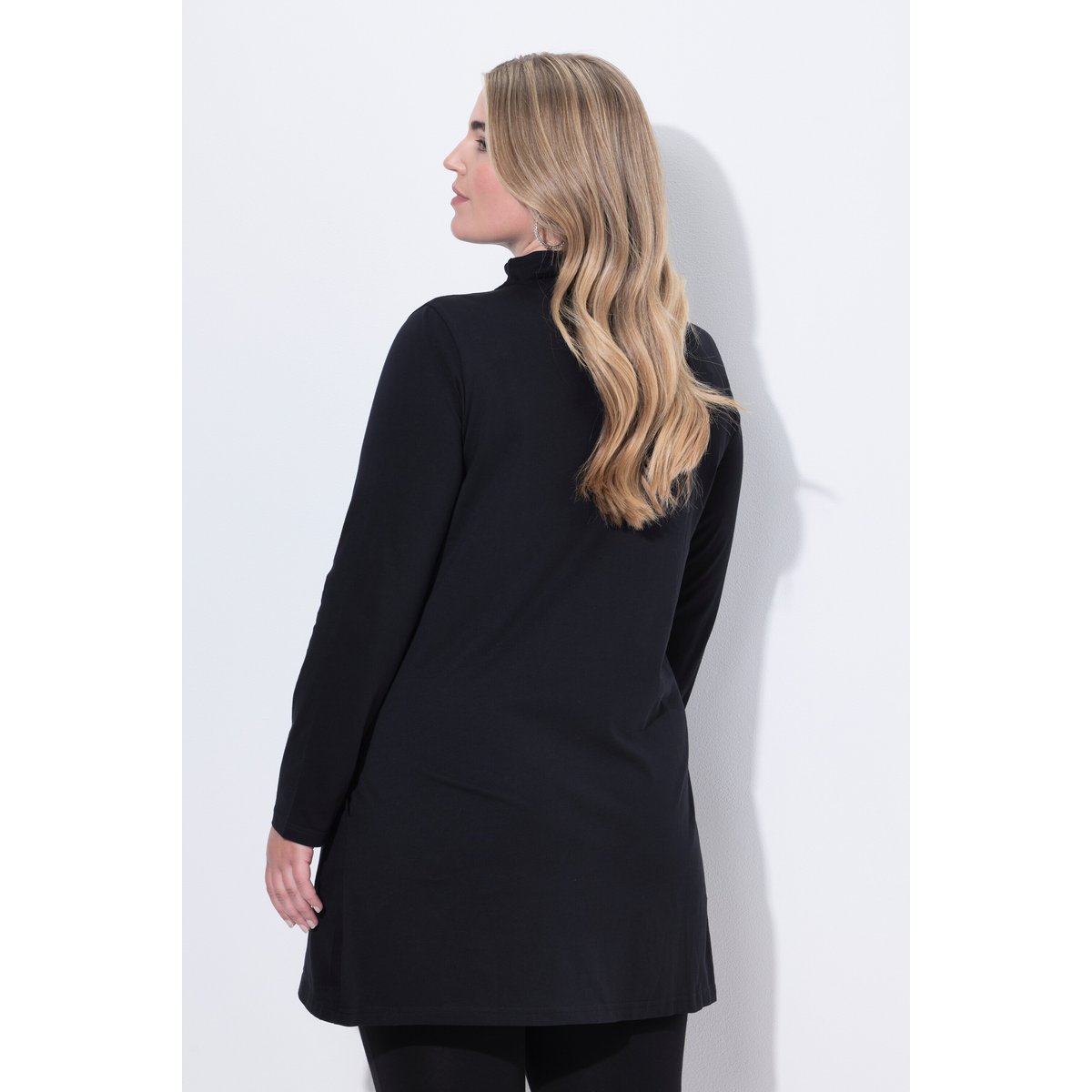 T-shirt long avec poches noir, ULLA POPKEN