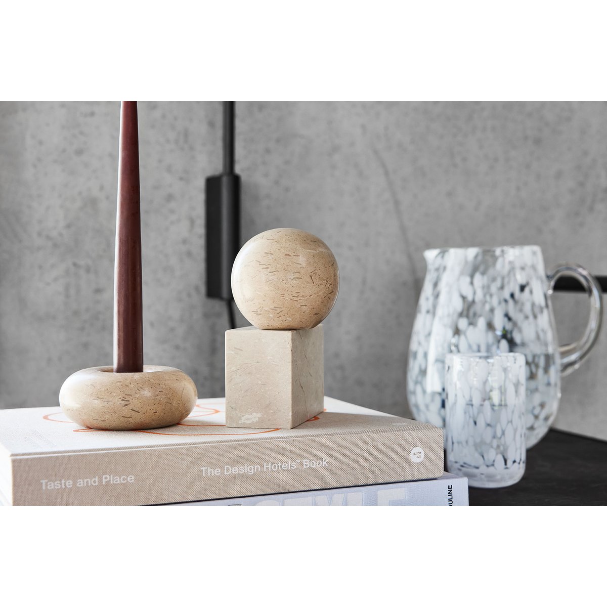 Serre-livres rond en marbre avec motif rond LIVING marron, OYOY LIVING DESIGN