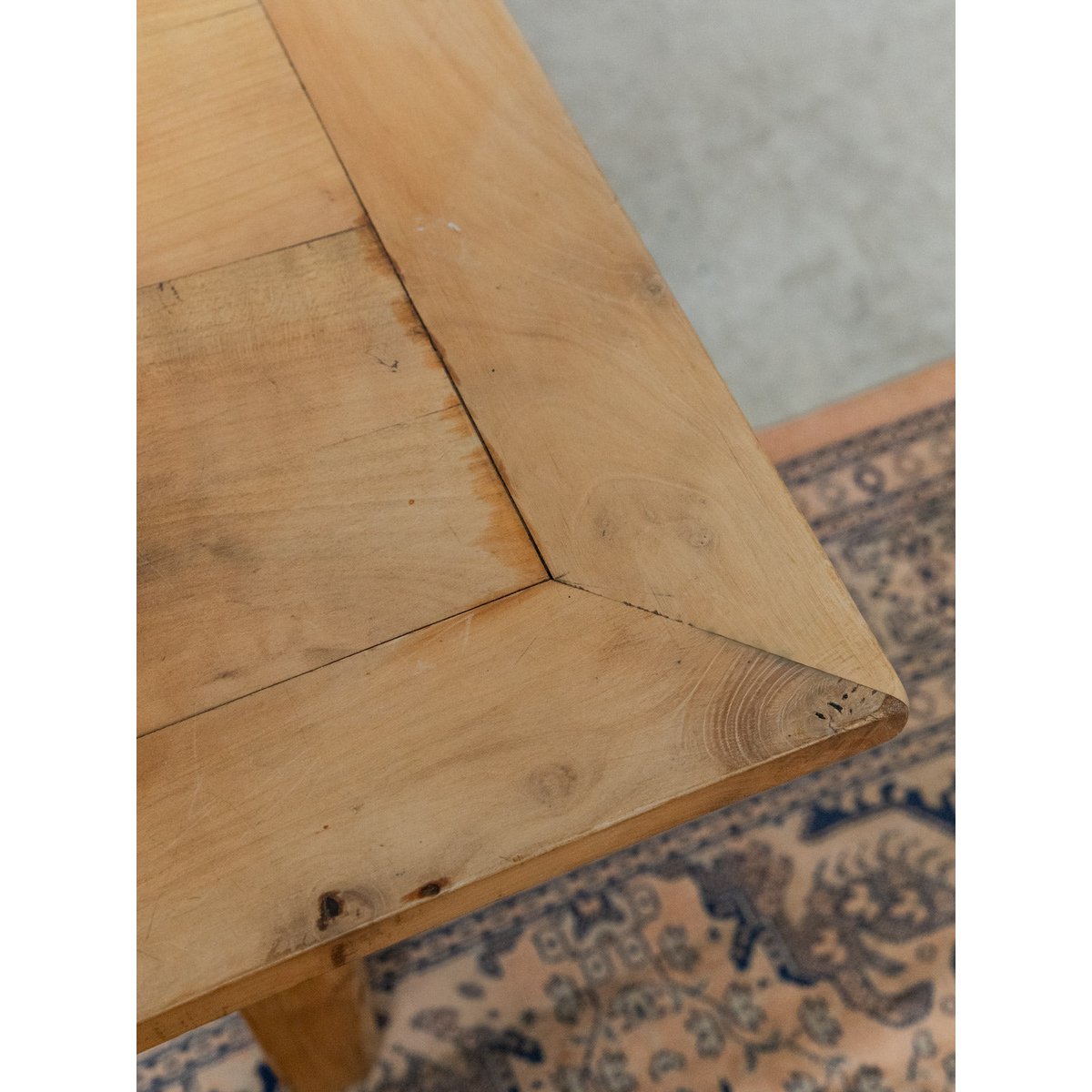 Table basse en bois Léonie N°941 - Bon état bois clair, DEBONGOUT
