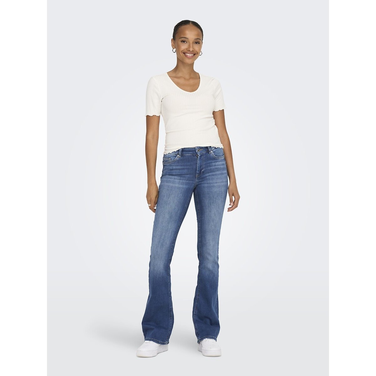 Mid Rise Flared Jeans medium blue , ONLY