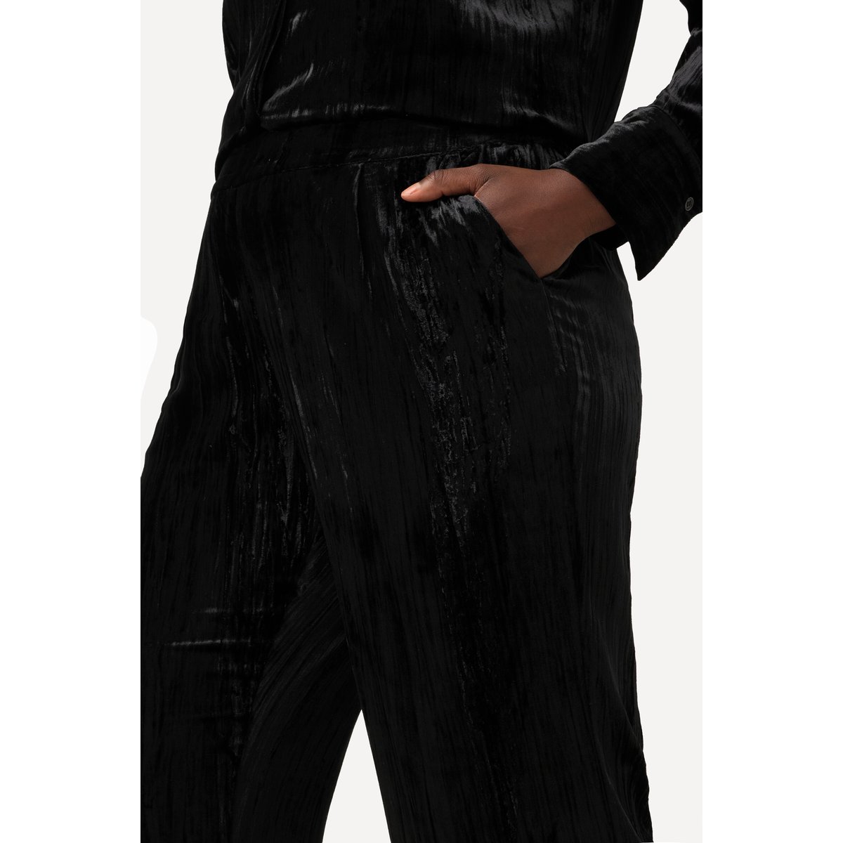Pantalon en velours froissé noir, ULLA POPKEN