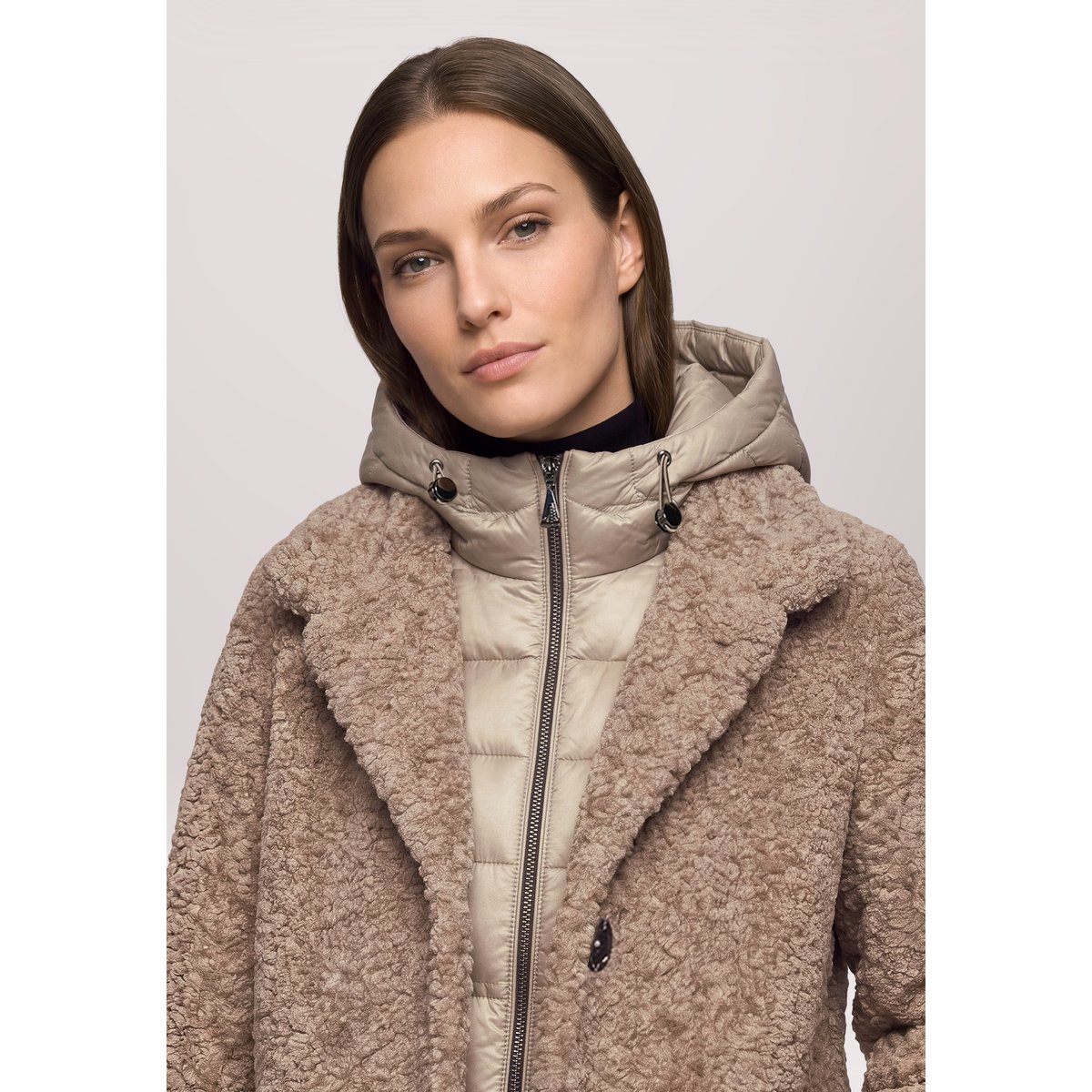 Veste en peluche avec partie veste sans manches amovible marron, AMBER & JUNE