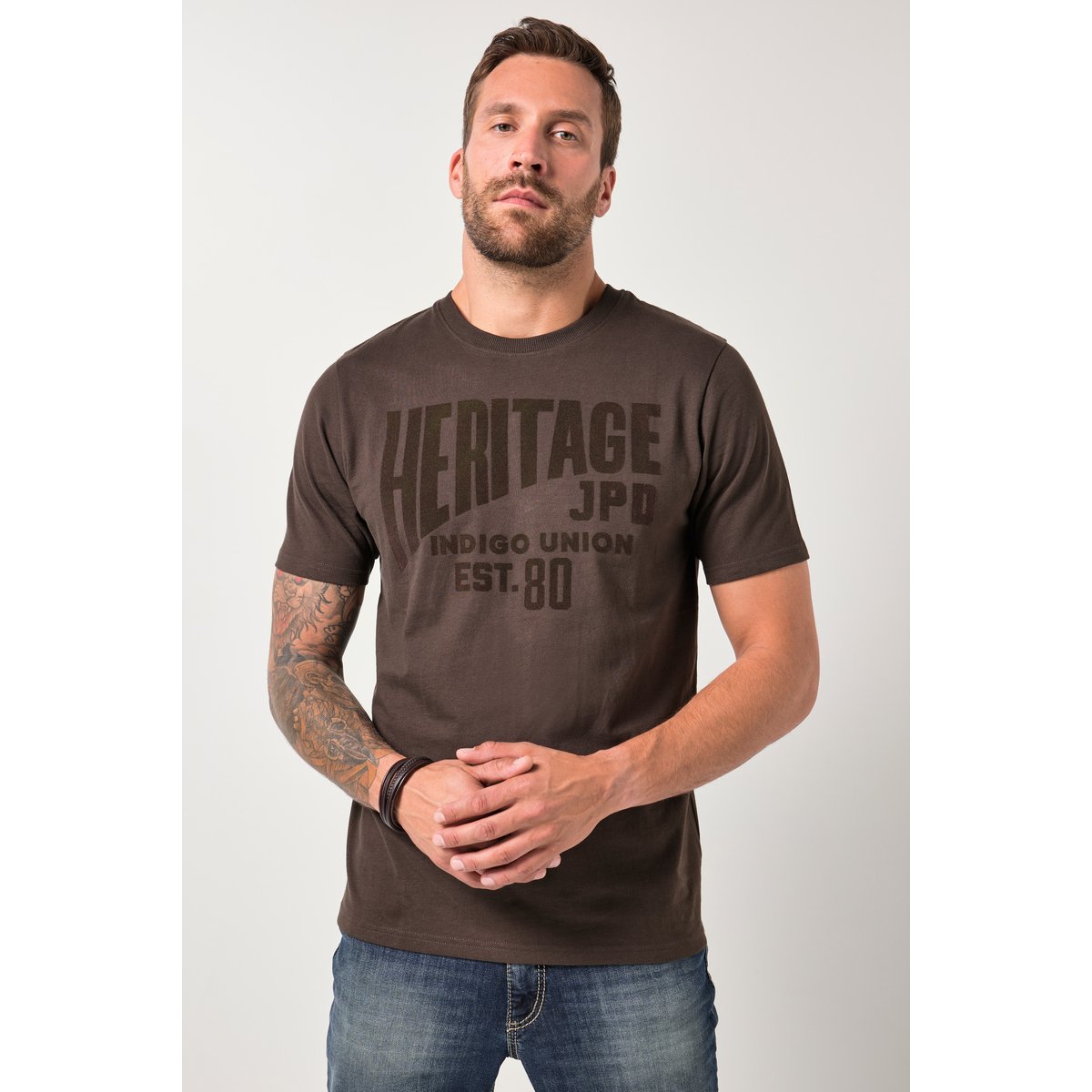 T-shirt à manches courtes, imprimé poitrine marron foncé, JP1880