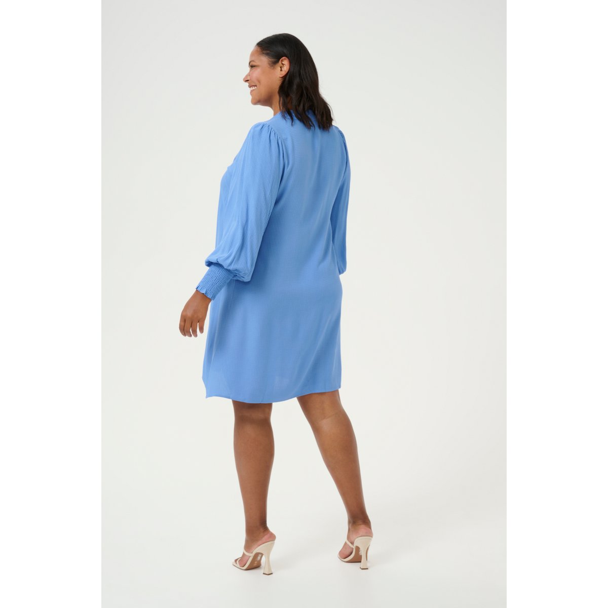 Robe bleu ebb and flow, KAFFE CURVE
