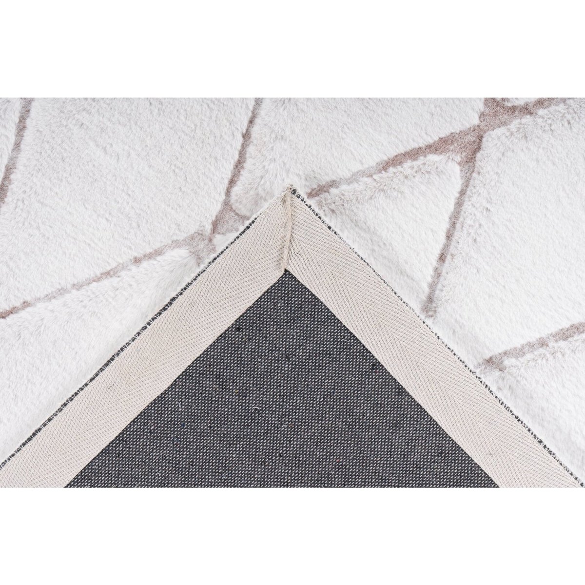 Tapis rectangulaire tufté main, VIVICA blanc, rose, ARTE ESPINA