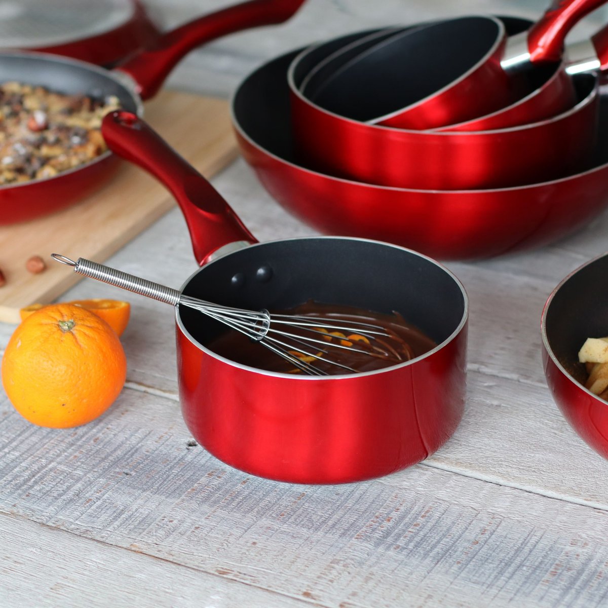 Batterie de cuisine 7 pièces en aluminium, CERISE rouge, MENASTYL