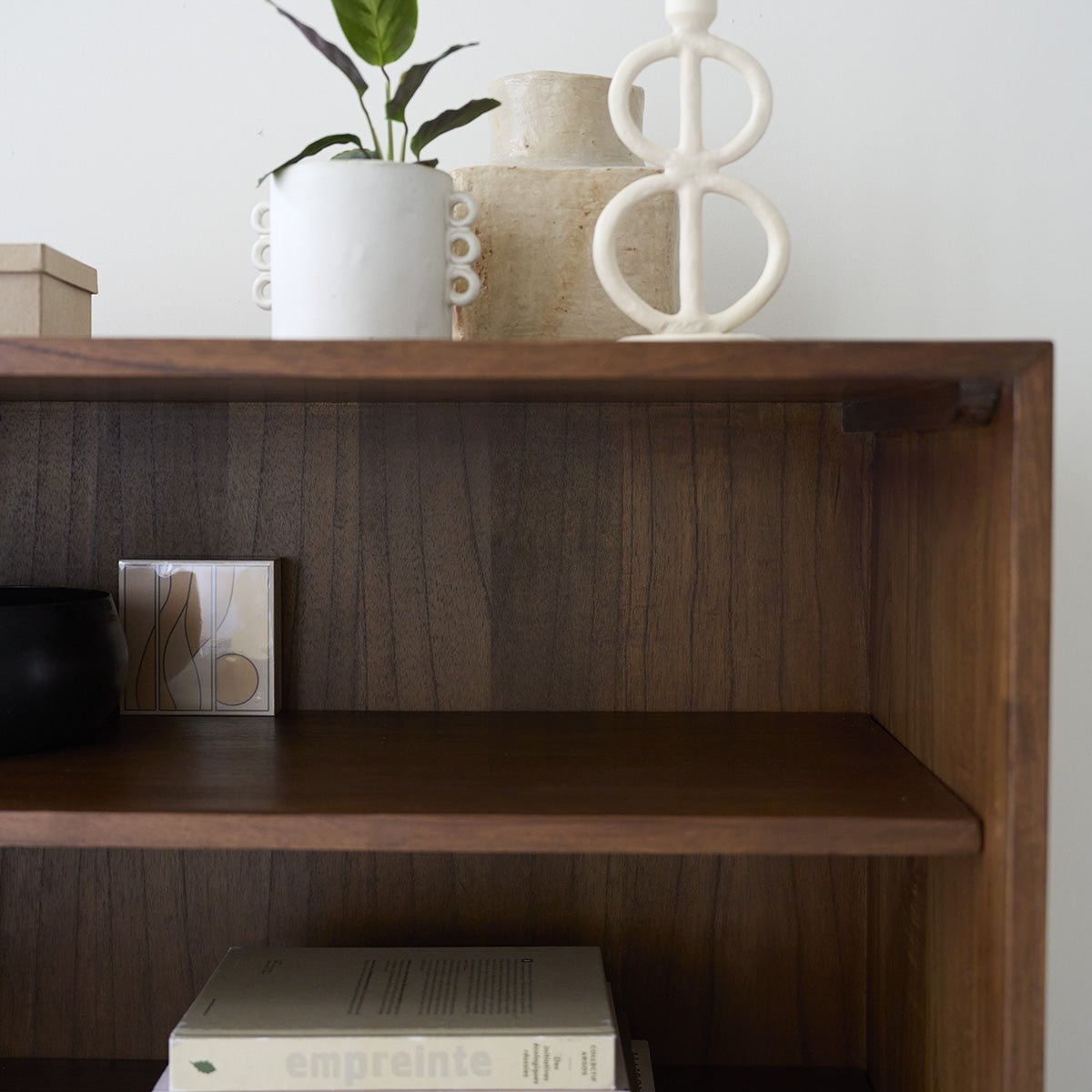 Bibliothèque en bois massif finition  VINTAGE marron, BERAH GETAH