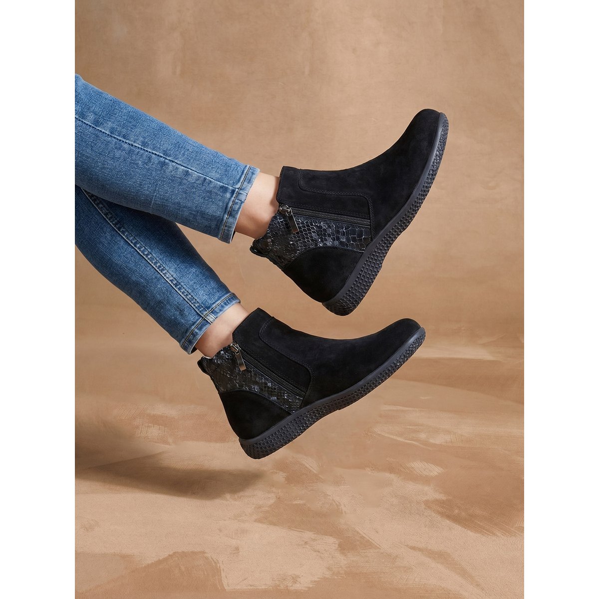 Bottines zippées cuir velours noir, PEDICONFORT