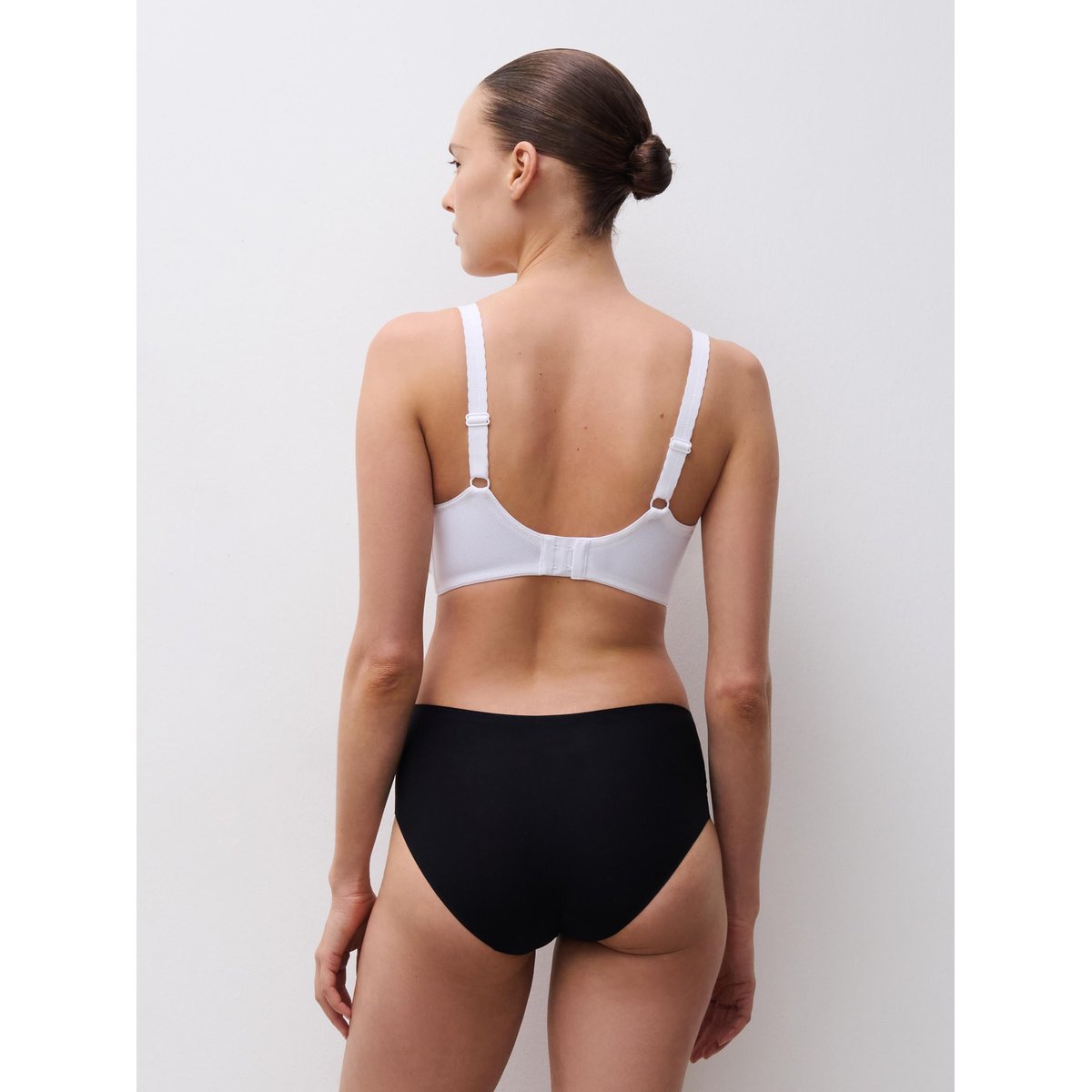 Soutien-gorge emboîtant AMAZONE blanc, CHANTELLE