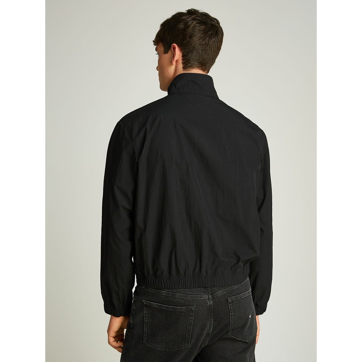 Light-Jacke mit Reissverschluss schwarz, TOMMY JEANS