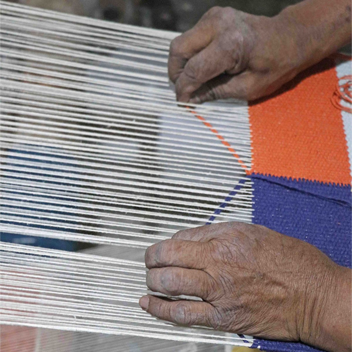 Grille de couleurs du panier LESS IS MORE naturel, terracotta, bleu baleine, bleu marine, miel foncé, LORENA CANALS