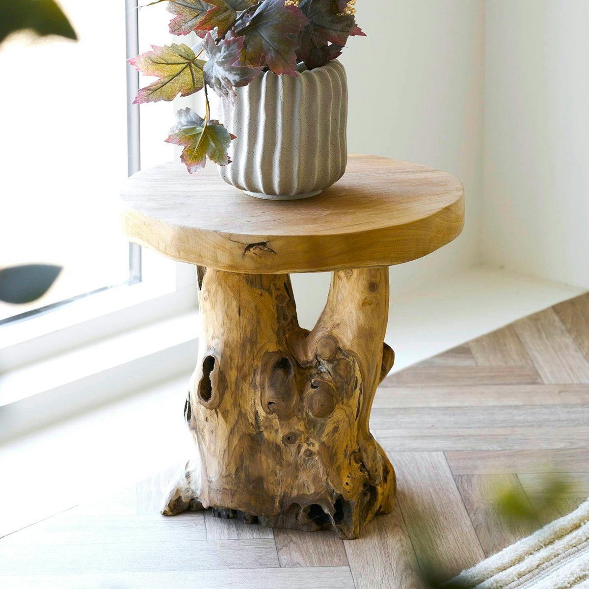 Petite table de salon en teck Ø40 cm, style exotique ARIZONA bois naturel, PIER IMPORT
