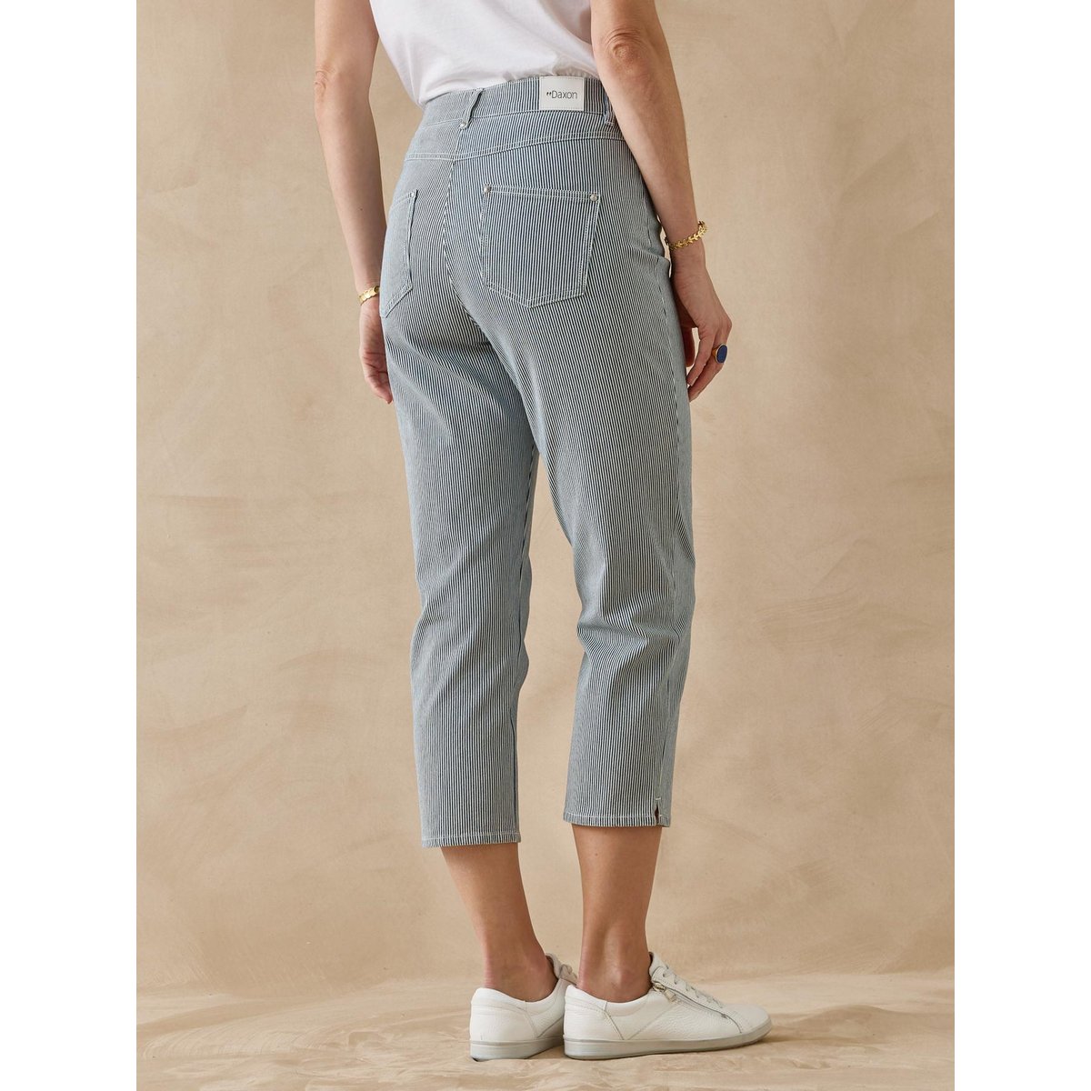 Pantacourt en gabardine avec élastique blanc rayé bleu, DAXON