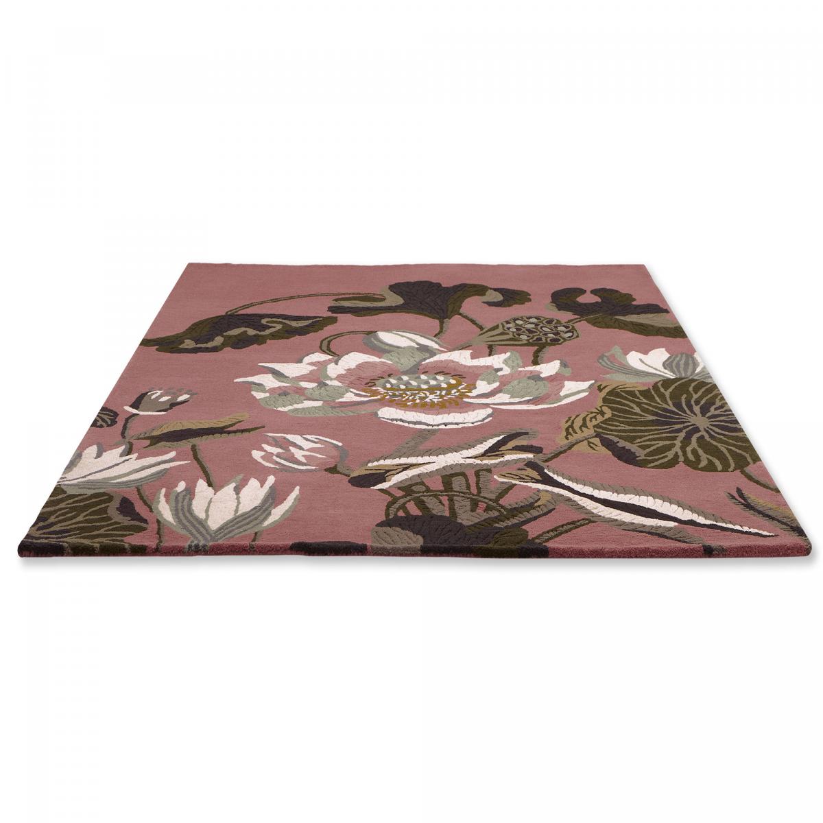 Tapis salon et chambre fait à la main en laine motif floral WATERLILY rose, vert, beige, UN AMOUR DE TAPIS