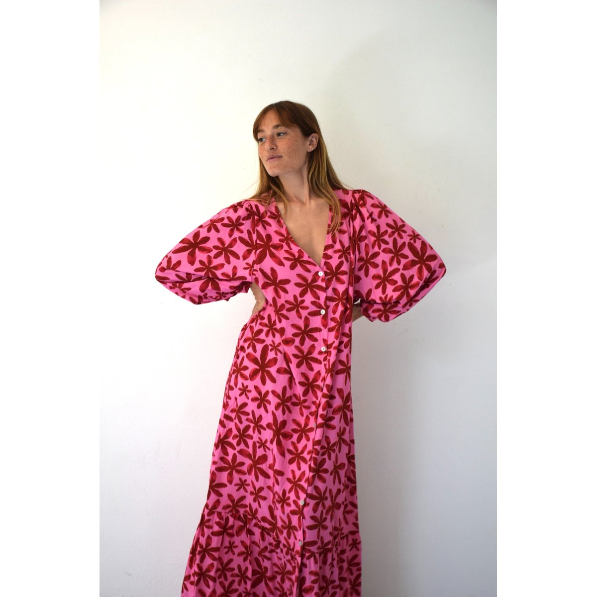 Robe longue fleurie boutonnée MICAELA rose / fuchsia, MINDTRAVELER