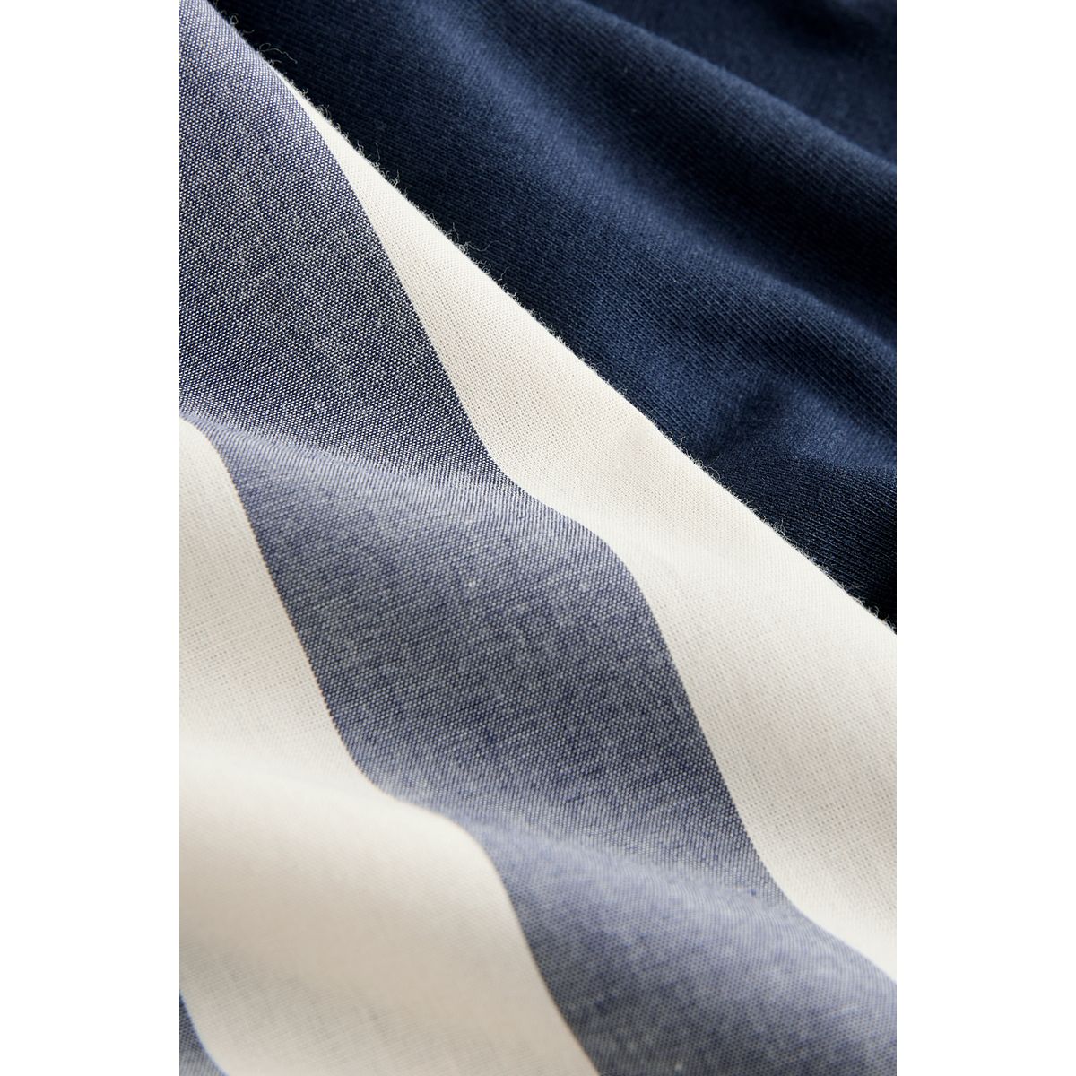 Pyjama en mélange de coton à manches courtes bleu marine rayé, NEXT