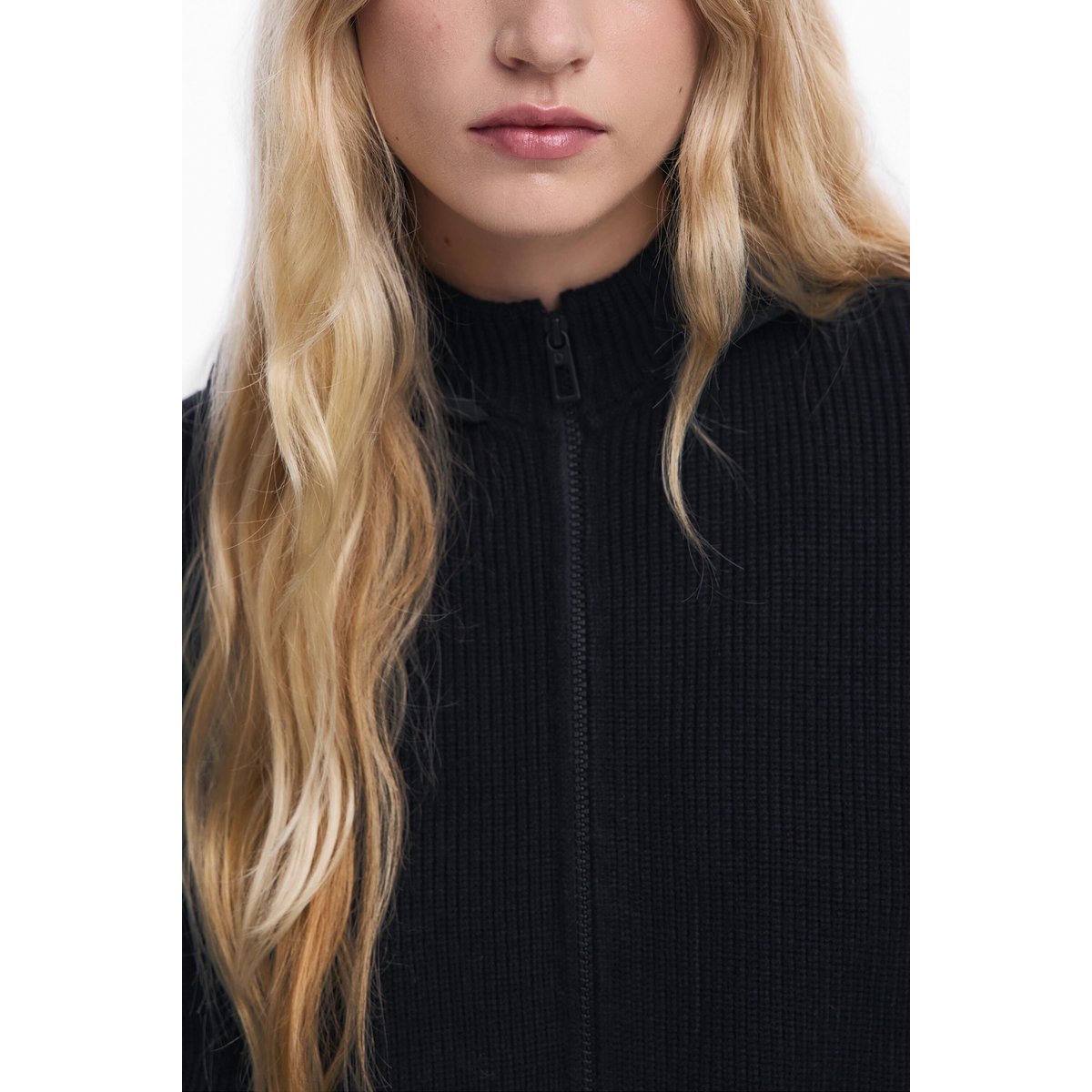 Poncho à capuche avec poches noir, DESIGUAL