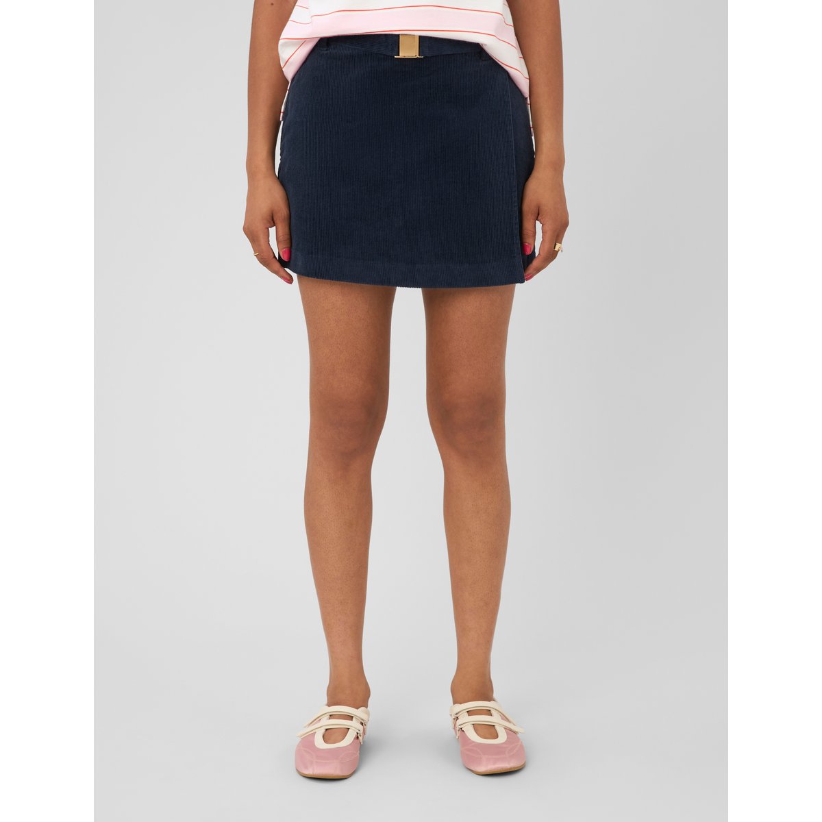 Jupe short en velours bleu foncé, BZB