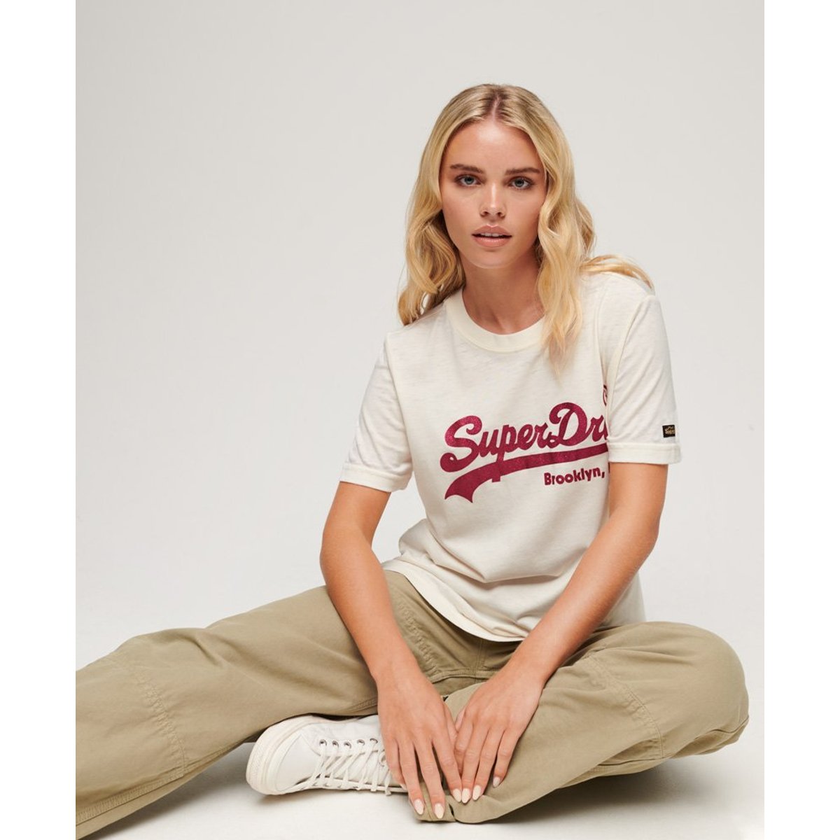 T-shirt avec logo fantaisie Vintage blanc cassé os du désert, SUPERDRY