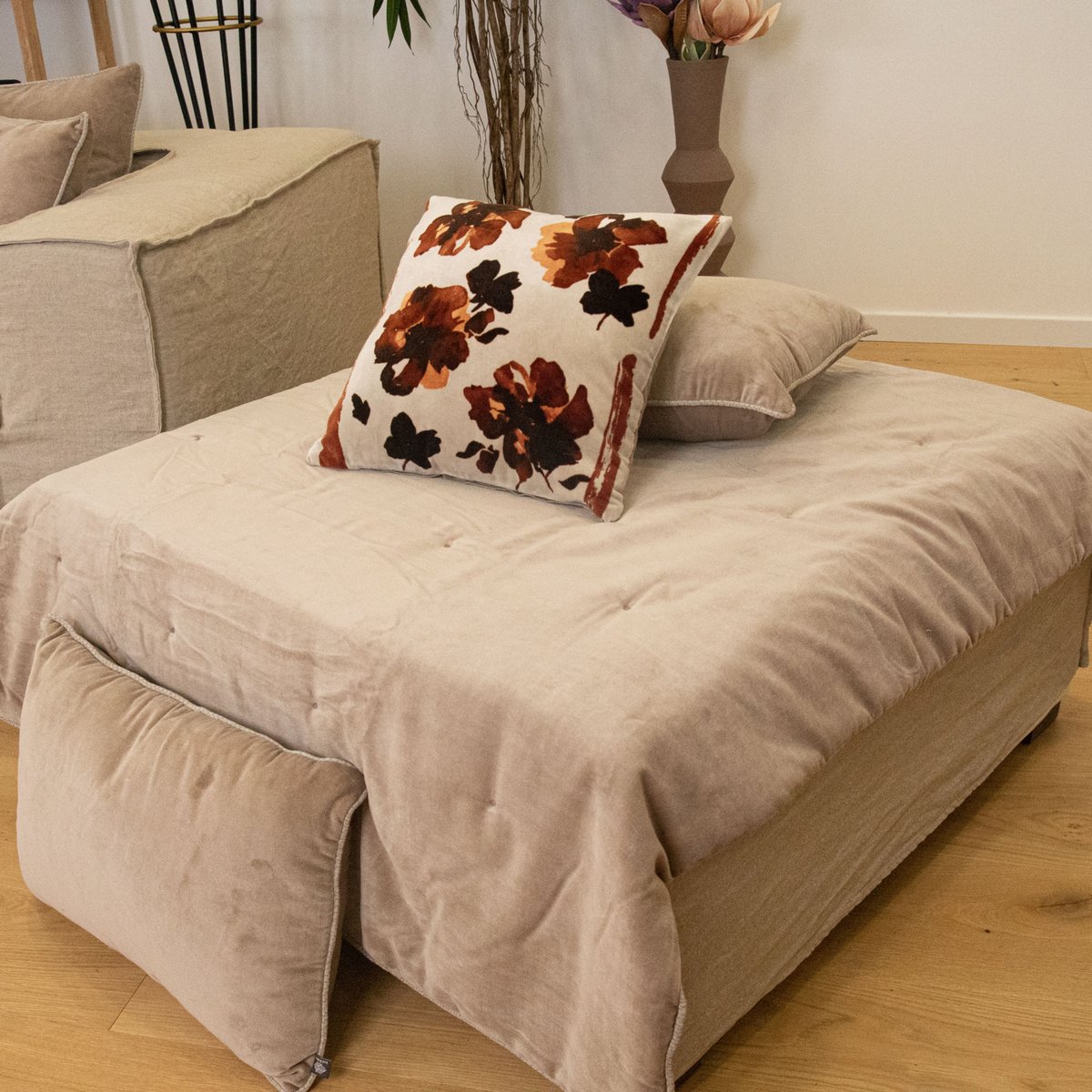 Edredon en velours taupe, SUD ETOFFE