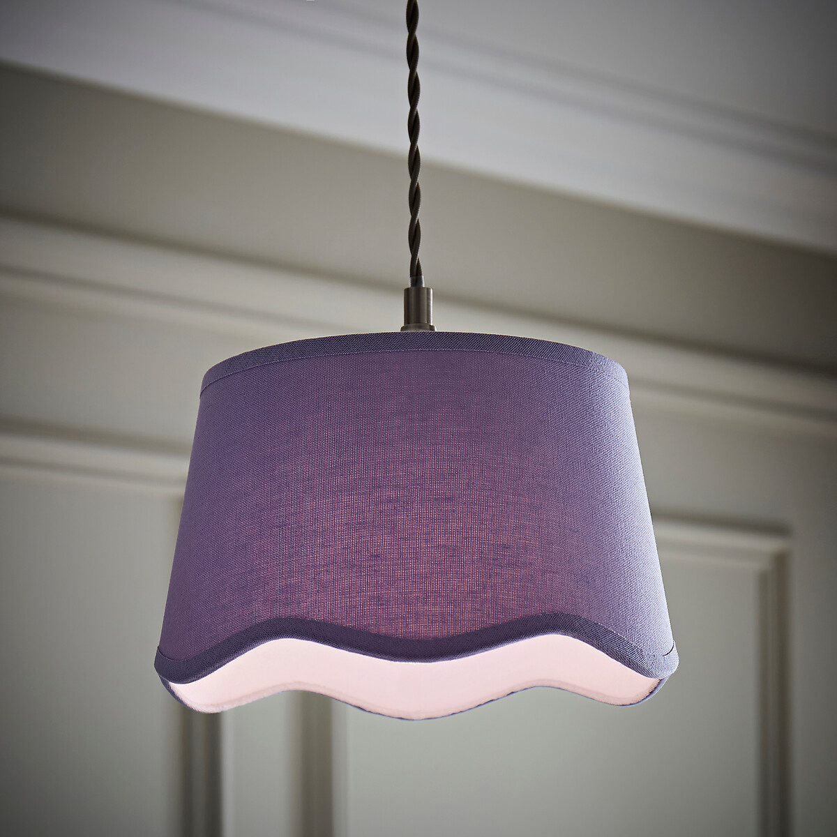 25cm Marina Scalloped Bottom Linen Shade light lilac, SO'HOME