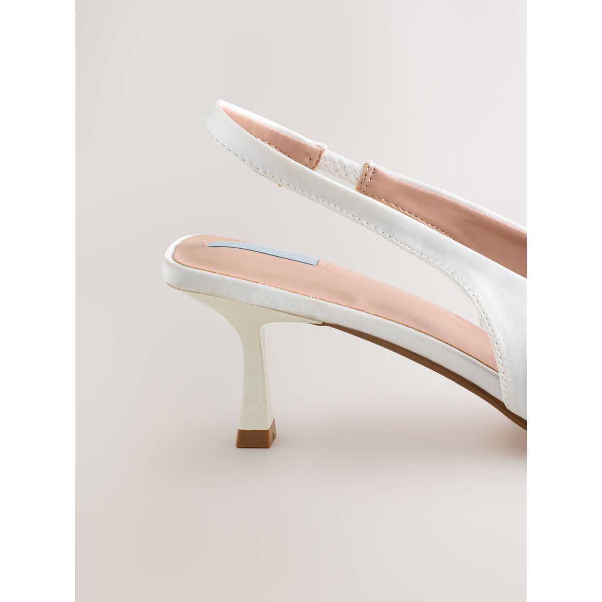 Escarpins avec nœud en satin forever comfort® blanc, NEXT