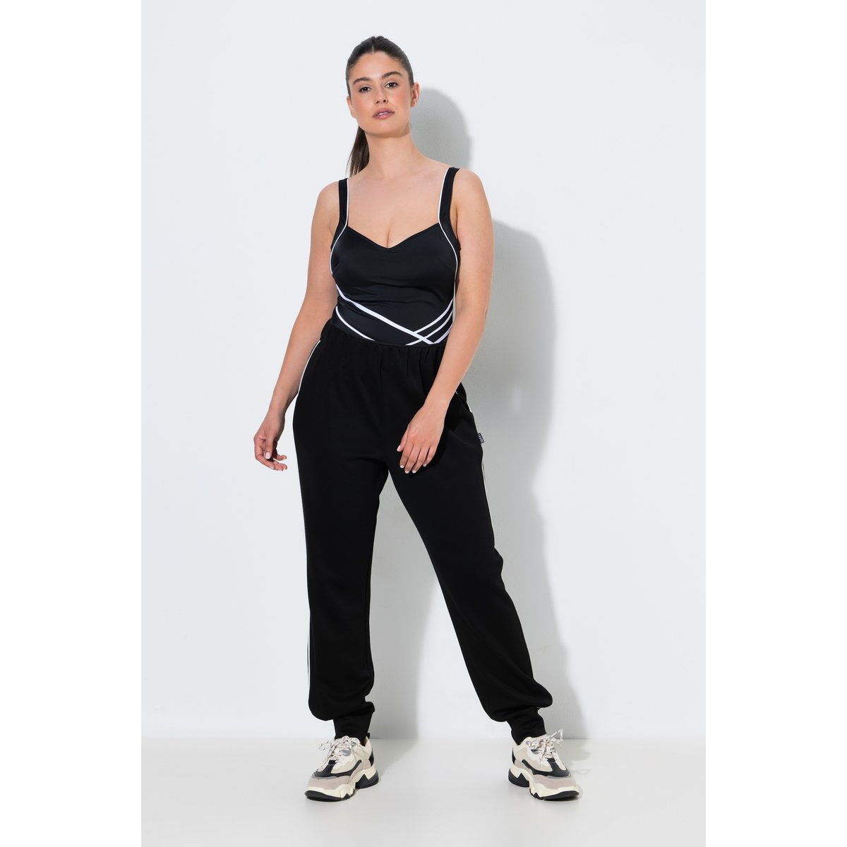 Jogging avec pli fantaisie noir, ULLA POPKEN