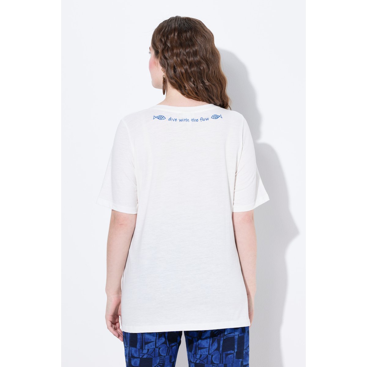 T-shirt, broderie, col rond blanc cassé, ULLA POPKEN
