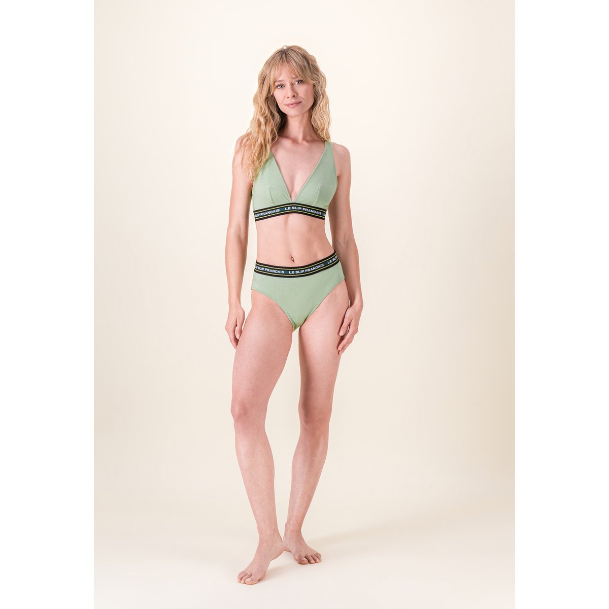 Ensemble soutien-gorge triangle sans armature et culotte taille haute vert sauge en coton SEDUISANTE+RIEUSE vert sauge, LE SLIP FRANCAIS